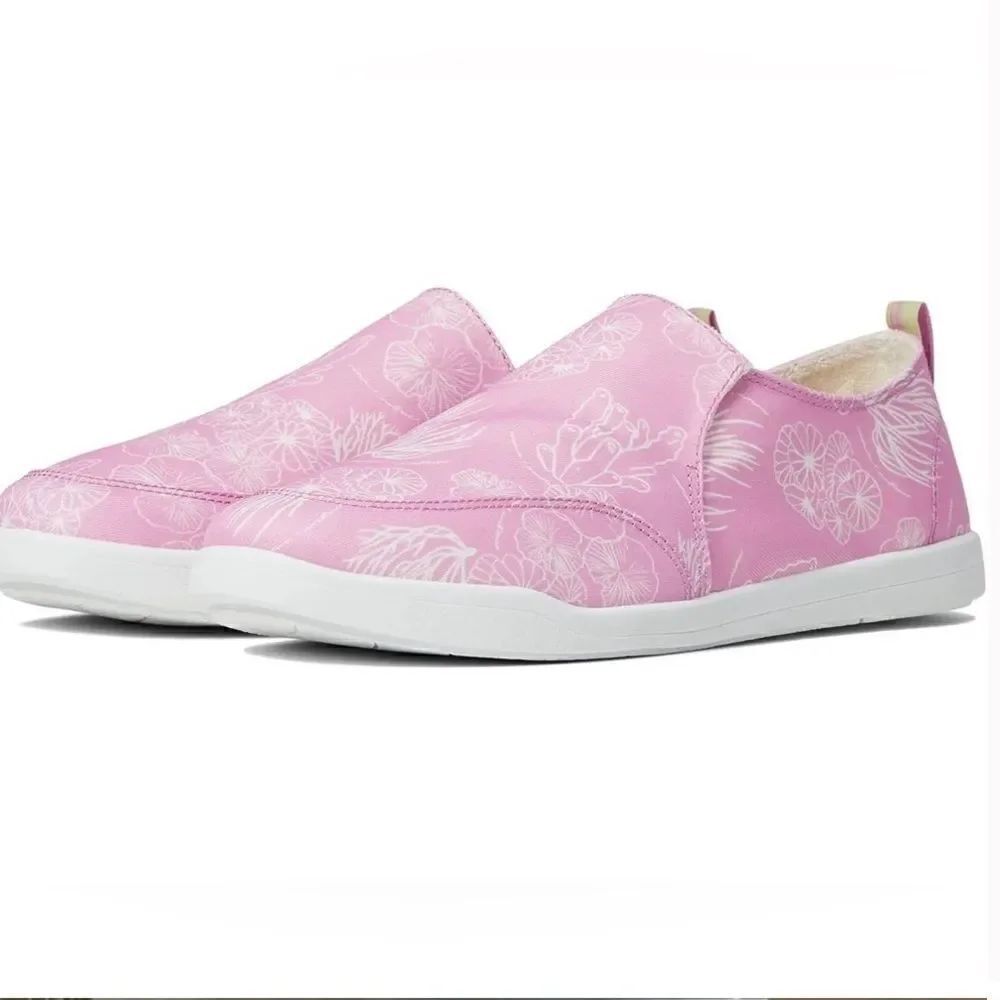 NWOT Vionic Womens 8.5 Malibu Slip on Sneaker Pink